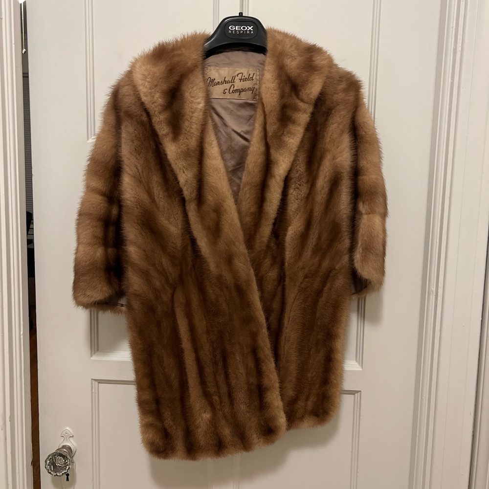 Luxurious mink cape one size fits all.